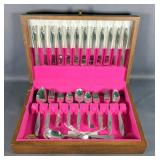 Oneida Wm A Rogers Silver Overlaid Flatware Set, Approx 68 Pieces, In Tarnish Resistant Chest, And M