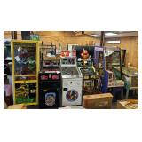 Arcade, Pinball And Toy Vending Machines, Total Qty 17 