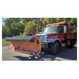 2006 International 7400 DT530 4x2 Plow Truck, VIN 1HTWDAZR77J378135, Mileage showing On Odometer 529