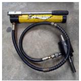 Hydraulic Hole Punch Driver Set In Metal Carry Case