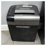 Royal 16 Micro Cut Paper Shredder, Model 1630 