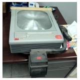 3M Projector, Model 9100, Powers On