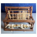 Tabletop Hand Weaving Loom, 12" x 15.5" x 15.5"