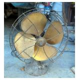 Emerson Electric Metal Table Fan, 14", Powers On 