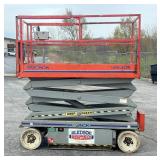 SkyJack Electric Scissor Lift, Model SJIII 3220, 900 lb Capacity 