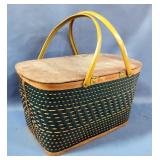 Picnic Basket, Approx 10" x 18.5" x 11.5" 