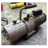 Bullet Yellow Jacket 2 Stage Vacuum Pump, Model 93600
