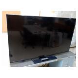Samsung 60" Flat Screen TV Model UN60J82DAF, With Remote, Powers On