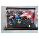 Danbury Mint 1948 Indian Chief Motorcycle Die Cast Model, Saddle Bags Are Loose, In Display Case 