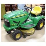 John Deere LT153 Riding Lawn Mower, Twin Touch Automatic, 15HP OHV