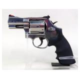 Smith & Wesson 686-6 .357 Mag 6-Shot Revolver SN# CHB3303, Speed Loaders, Holster, In Hard Case