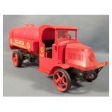 Texaco Collectibles Including !956 Limited Edition Ford Thunderbird Fire Chief Chain Driven Petal Ca