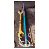 Wrenches & 24" Pipe Bender, 24" And Dual Sided Wrench Wrenches & 24" Pipe Bender, 24" And Dual Sided Wrench