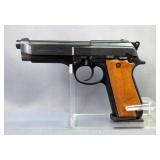 Pietro Beretta/ Berben Corp 92 9mm Para Pistol SN# B02027Z  Pietro Beretta/ Berben Corp 92 9mm Para Pistol SN# B02027Z