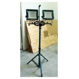 Masterforce Twin Head Work Light On Adjustable Tripod Stand Masterforce Twin Head Work Light On Adjustable Tripod Stand