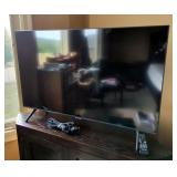 Samsung 43" Smart TV with Remote Samsung 43" Smart TV with Remote