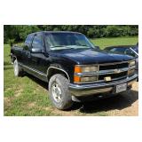 1997 Chevrolet GMT-400 Pickup Truck, VIN 2GCEK19R5V1292893, Mileage Showing Odometer 488,488, Missou 1997 Chevrolet GMT-400 Pickup Truck, VIN 2GCEK19R5V1292893, Mileage Showing Odometer 488,488, Missou