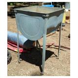 Galvanized Metal Wash Tub with Stand Galvanized Metal Wash Tub with Stand