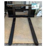 Skid Steer Adjustable Pallet Fork, Model SA11100