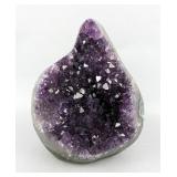 Amethyst Geode Specimen, 5.5" Tall x 5" Wide, 1.6kg  Amethyst Geode Specimen, 5.5" Tall x 5" Wide, 1.6kg