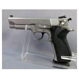 Smith & Wesson 5906 9mm Para Pistol SN# VZD3401, Nylon Leg Holster
