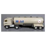 Ertl Mobil Oil Tanker Truck