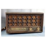 Magnavox Solid State AM/FM Radio, Model 1FM41, Powers On 