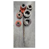 Ridgid 12-R Pipe Threader With Dies 