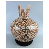 Mata Ortiz Polychrome Pottery Vase, Artist Signed "Gerardo Mora Tena", Mexico, 5" Tall