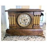 Pillar Style Mantle Clock 