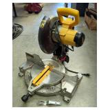 DeWalt 10" Compound Miter Saw, Model DW703, Powers On