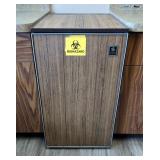 General Electric Compact Refrigerator, Model TA5SJR