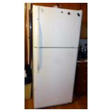 Kenmore Refrigerator/Freezer Model 253.6419240N