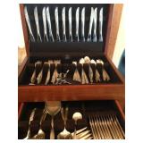 WALLACE DEBUTANTE PATTERN STERLING SILVER FLATWARE, OVER 4000 GRAMS