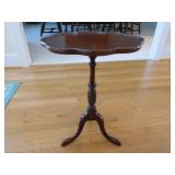 Brandt Mahogany Pie Crust Table