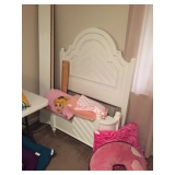 Twin bed 