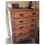 Chest of drawers 