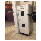 Barber cabinet 