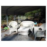 4  pc white wicker patio set