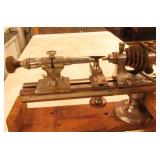 Mini Metal Lathe: Close-Up