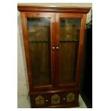Locking Gun Cabinet