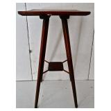 Maple Plant Stand