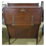 Oak drop Front Desk