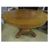Round Oak Table