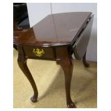 Drop Leaf Stand