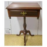 One Drawer Stand