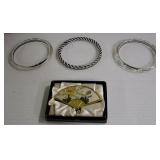 Vintage Jewelry 