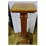 Oak all & Clawfoot Pedestal