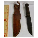 Knife w/ Sheath