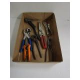 Pliers
